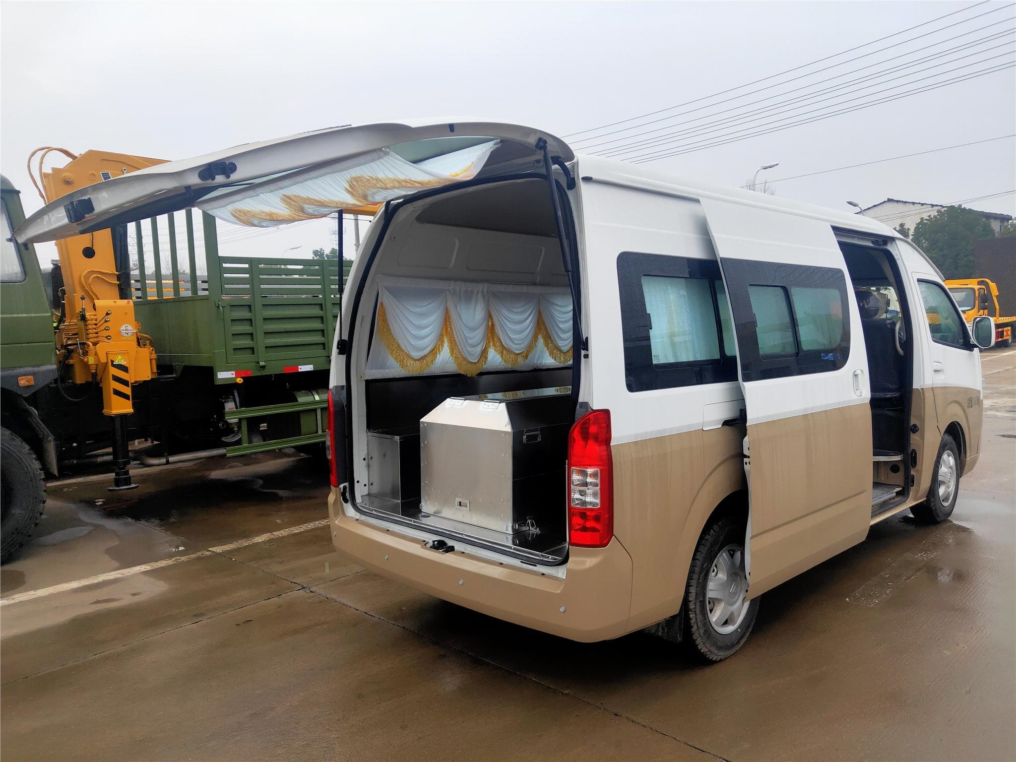 八宿县骨灰盒运输-安全护送，让思念延续